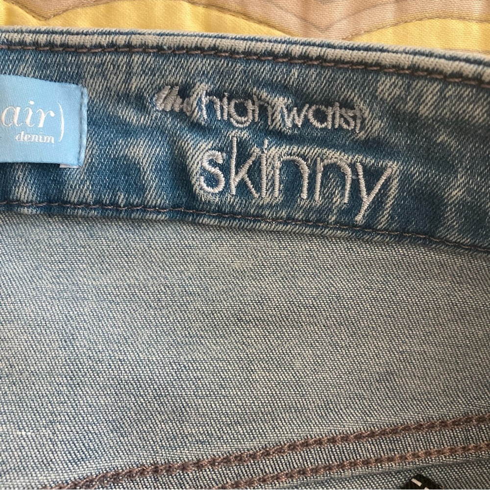 7 For All Mankind the High Waist Light Blue Skinny Jeans | New without Tags - Picture 8 of 10